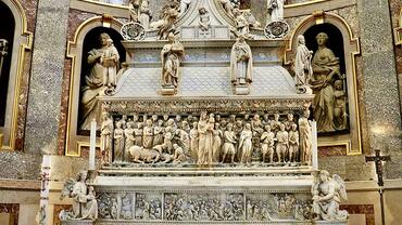 Color photo of St Dominic sepulcher 