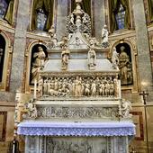 Color photo of St Dominic sepulcher 